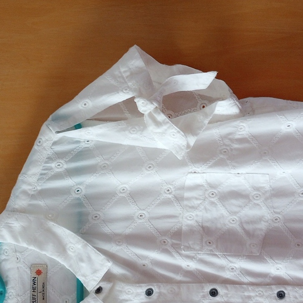 White Cotton Eyelet Embroidered Camp shirt (Large - fits like Medium)